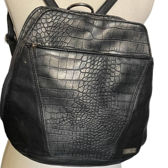 Kenneth Cole Leather Backpack Adjustable Strap Zip Pocket One Size Black - Picture 2 of 11